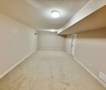 For Lease - 303 Canadensis Lane, Barrhaven, Ontario - Photo 1