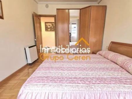 Piso en alquiler en Santo Domingo de La Calzada - Photo 3