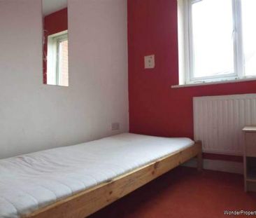 2 bedroom property to rent in Oldham - Photo 2