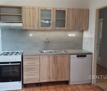 Dlouhodobý pronájem slunného bytu 3+kk o rozloze 61 m - Photo 4