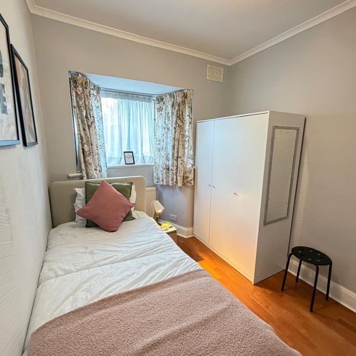 Room in a Shared House, Barn Rise, HA9 - Photo 1