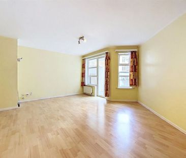 Appartement te huur in Brussel voor € 1.050 met 1 slaapkamer - Photo 1