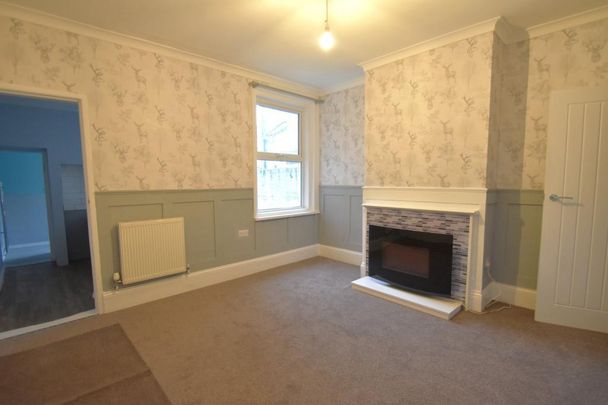3 bedroom terraced house to rent - Photo 1
