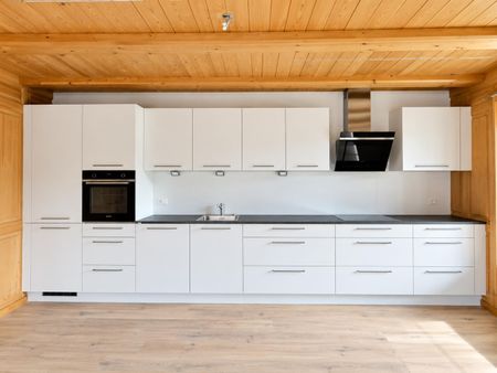 Grosszügig. Charmant. Besonders. - 4.5-Zimmer-Wohnung in Krauchthal - Photo 2