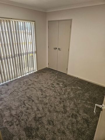 Modern 2 bedroom unit for rent - Photo 4