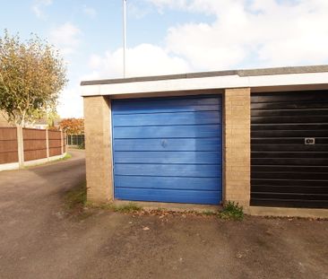 3 bedroom Mid Terraced House to let - Photo 1