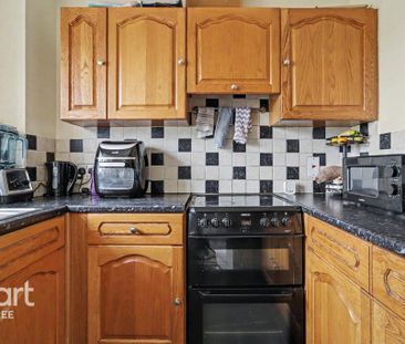 2 bedroom apartment to rent - Photo 4