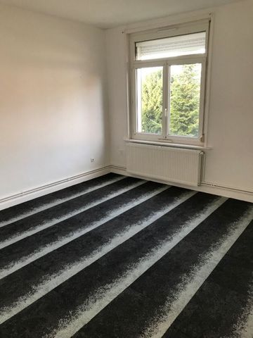 Appartement 4 pièces à Douai - Photo 2