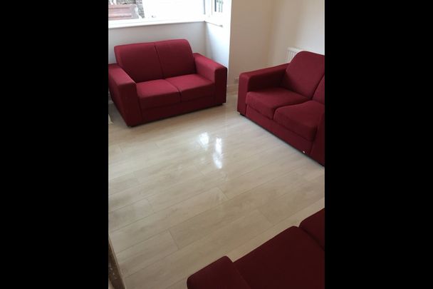 4 Bed Terraced House, Tunnel Avenue, SE10 - Photo 1