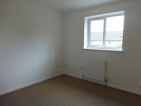 Grove Close - Photo 1