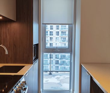 For Lease - 70 Annie Craig Drive Unit# 1408, Toronto, Ontario - Photo 3