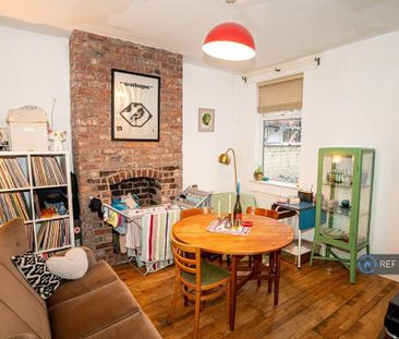 3 bedroom terraced house to rent - Photo 2