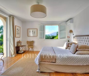 Maison à louer Valbonne, Cote d'Azur, France12 500 EUR / Mois - Photo 1