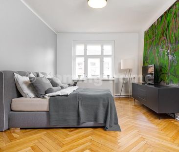 Bright modern Space - Photo 3