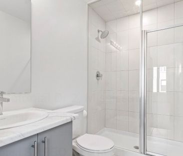 For Lease - 3560 Colonial Drive Unit# 2, Mississauga, Ontario - Photo 3