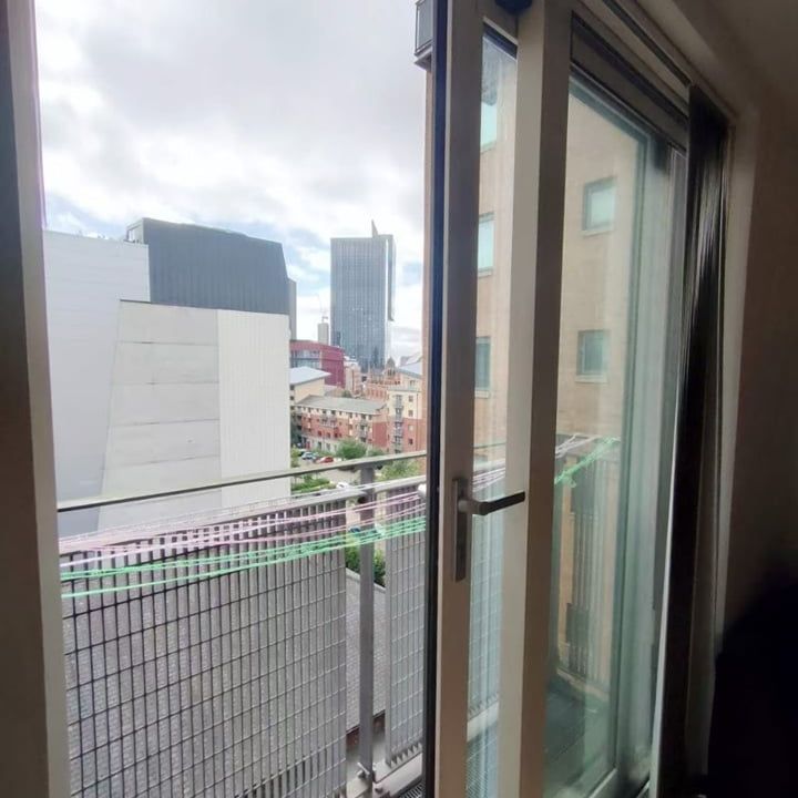1 Bed Flat, Manchester, M1 - Photo 1
