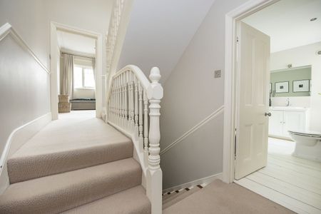5 bedroom detached house to rent - Photo 5