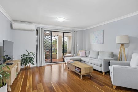 Double Brick Apartment in the Heart of Baulkham Hills - Photo 2