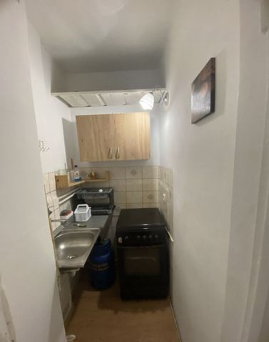 260 euro! Garsoniera Podu Ros, bloc Cotnari - Fotografie 2