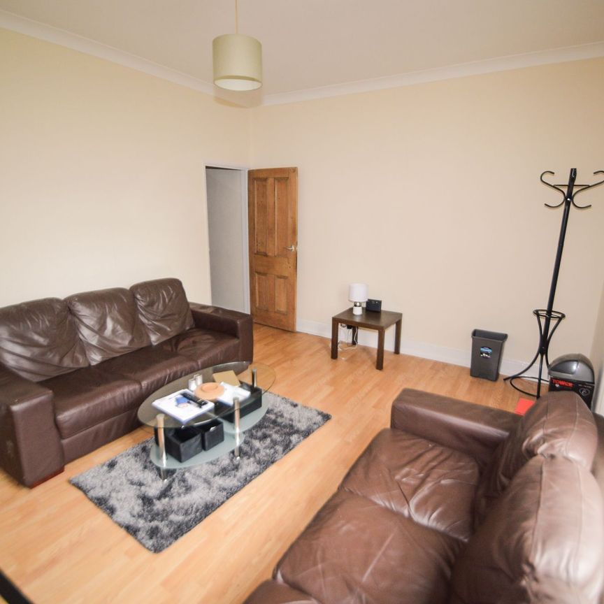 4 bedroom house share to rent - Photo 1