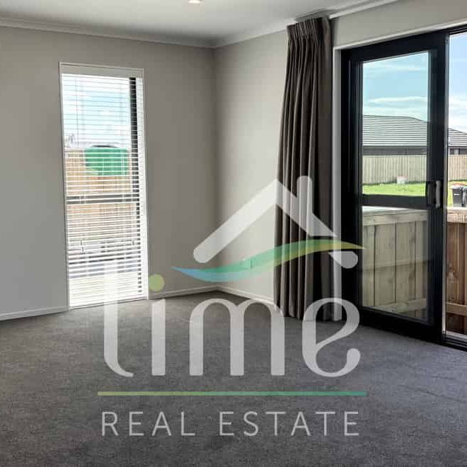 RENT ME! Winning Location, Perfect Lifestyle! - Photo 1