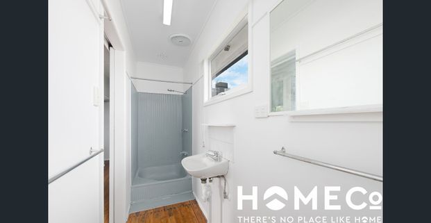 Ground Floor Flat With Private Courtyard - Photo 1