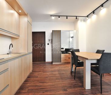 Stylowe mieszkanie 2-pokojowe blisko centrum - Photo 4