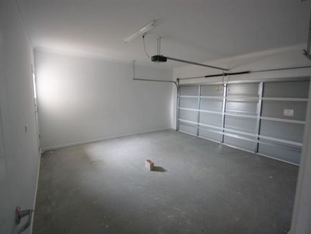 Multi living areas - Photo 3