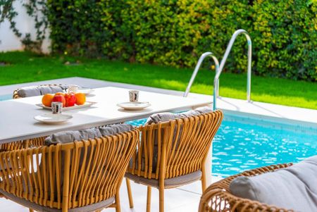 Luxury Villa for rent in Marbella, Spain - Photo 2