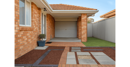 Beautiful Single-Level Home in Prime Hinchinbrook Location - Photo 5