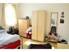 Fantastic Split Level Flat for Rent - BETHNAL GREEN - Photo 3