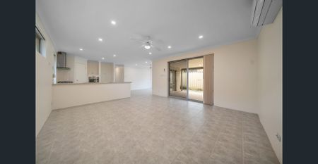 Charming 4x2 Cottage Home in a Convenient Location - Photo 4