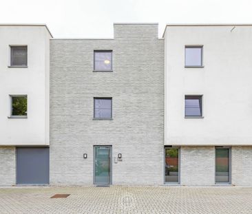 Prachtig 2 slaapkamer appartement in Residentie Magnolia - Photo 1