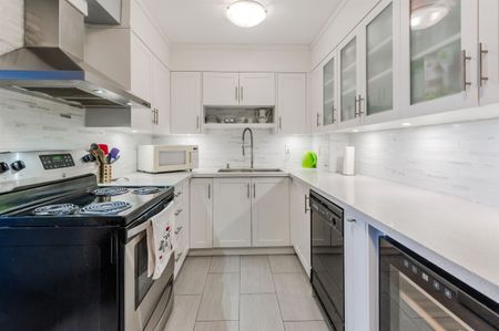 For Lease - 130 Neptune Drive Unit# 904, Toronto, Ontario - Photo 5