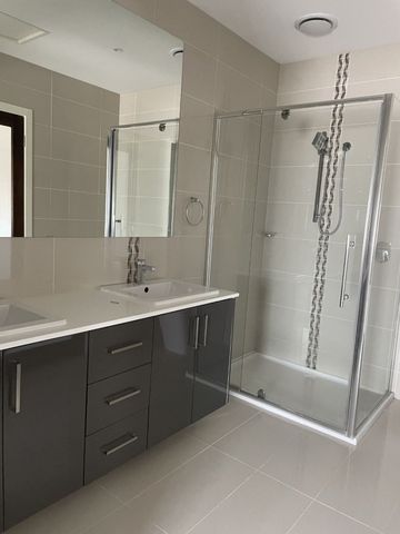 Private and Gorgeous! - Photo 3