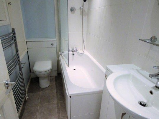 2 bedroom semi-detached house to rent - Photo 1