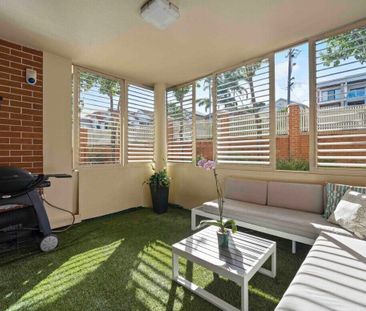 South Hurstville - Photo 3