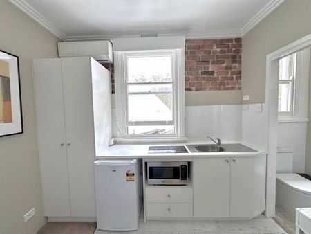 Modern Living in the Iconic 'Astoria' Building - Photo 4