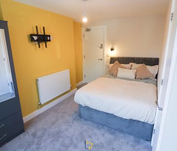 1 bedroom in a house share to rent - Photo 3