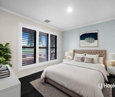 32 Parkvista Drive, Truganina VIC, Belconnen - Photo 3