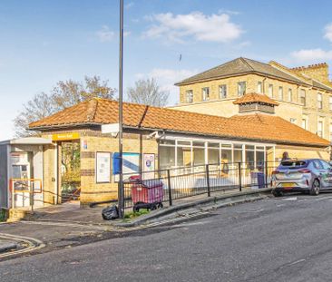 Guide Price £2,000 pcm - Available Now - Unfurnished - Photo 3