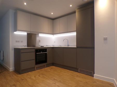2 bedroom apartment to rent - Photo 5