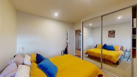 Stylish Urban Living in the Heart of Northcote - Photo 4