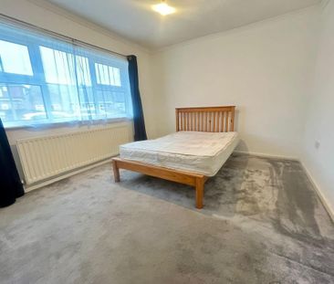 2 bedroom bungalow to rent - Photo 2