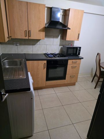 3 Bed Maisonette, Leicester, LE5 - Photo 5