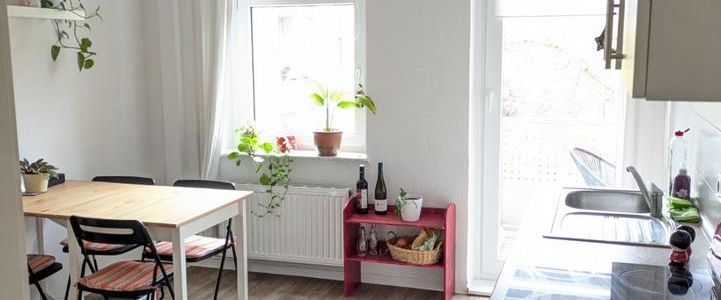 Gemütliche 2,5-RW mit Einbauküche&Balkon (WG geeignet) - Foto 1