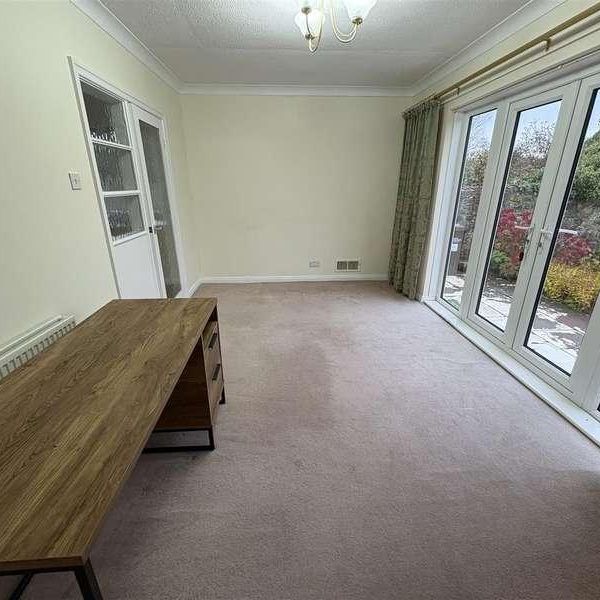 Scalby Road, Scarborough, YO13 - Photo 1