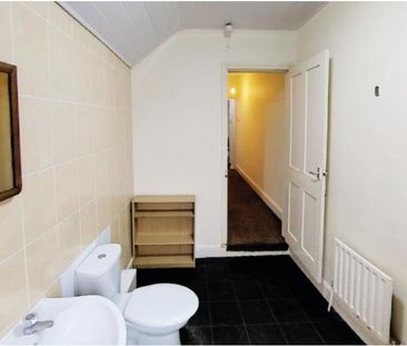 Clarendon Park Road, Leicester - Photo 5