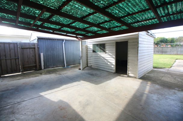 9 Rugby Street, Belmont - Photo 1