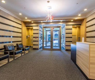 1235 Rue Bishop Montréal (Ville-Marie), QC H3G - Photo 2